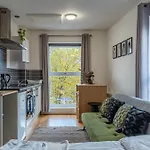 Cosy Studio In Merseyside In Great Location