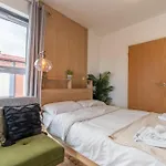 Cosy Studio In Merseyside In Great Location