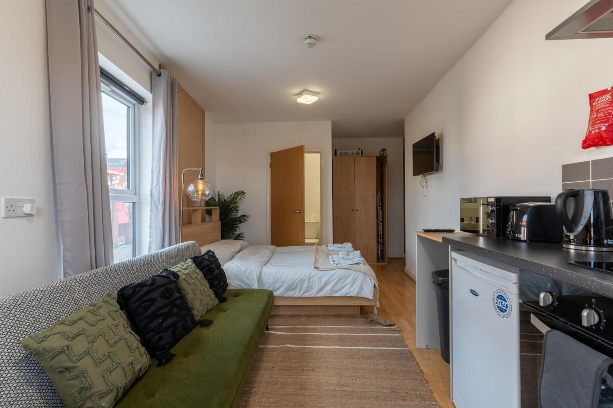 Cosy In Merseyside In Great Location Apartment